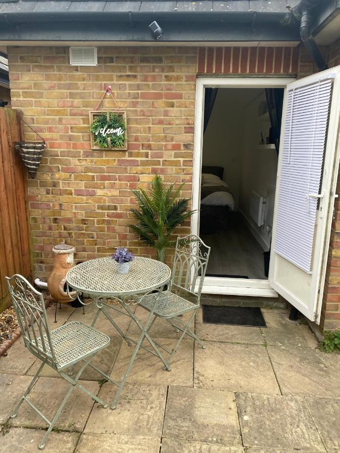 Beautiful 1-bed In London *